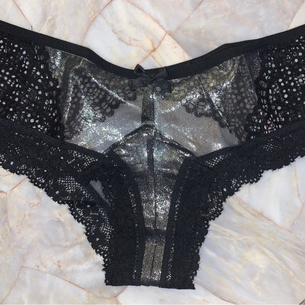 XS VERY SEXY Lace-trim Cheeky Panty Underwear metallic shine